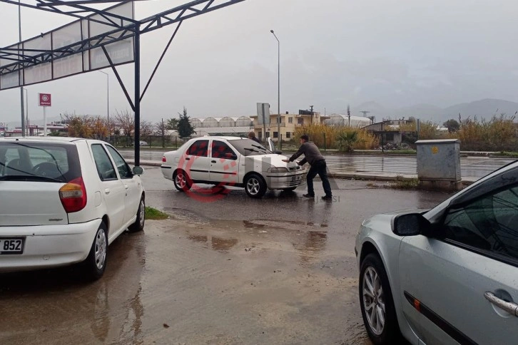 Tamirden çıkan otomobil seyir halindeyken alev aldı