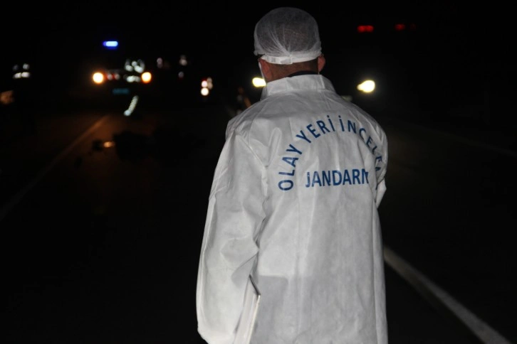 Tekirdağ’da karayolunda yürüyen yayaya tır çarptı, şahıs hayatını kaybetti