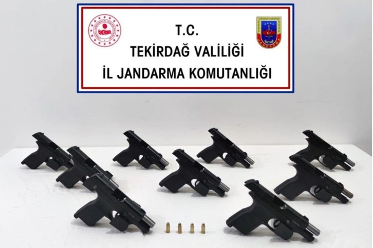 Tekirdağ’da ruhsatsız tabancalar ele geçirildi