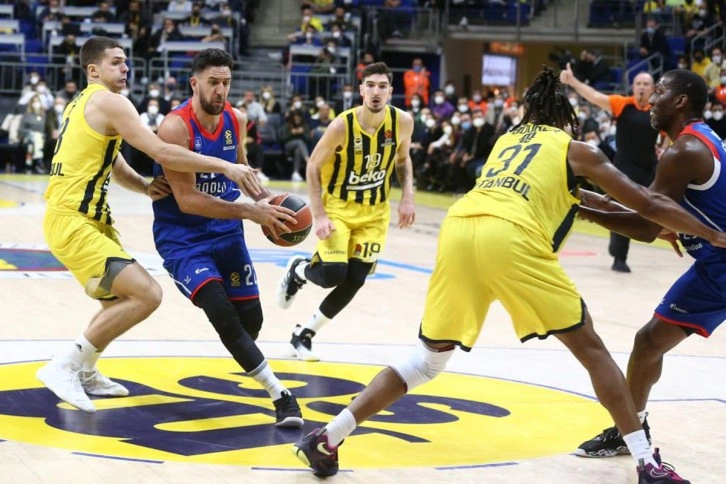 THY Euroleague'de Türk derbisi: Anadolu Efes Fenerbahçe