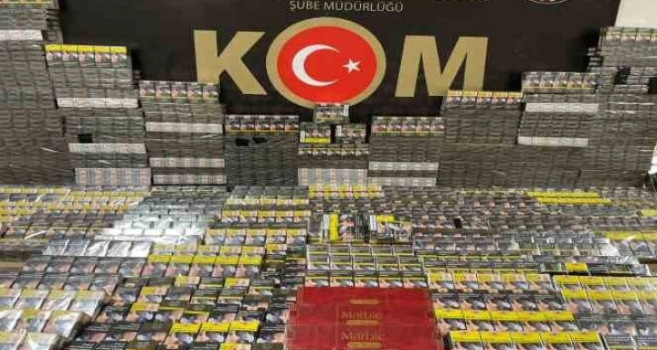 Tırda 2 bin 800 paket kaçak sigara ele geçirildi