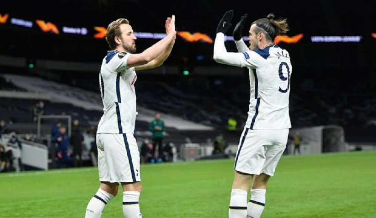 Tottenham, Harry Kane ile turu yarıladı