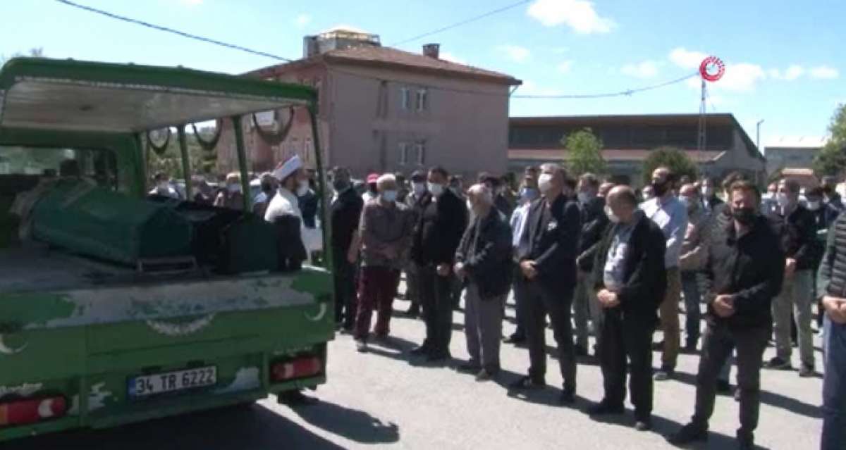 Trafik kazasında hayatını kaybeden sağlık çalışanı ve eşi için hastanede tören düzenlendi