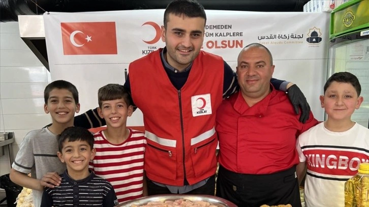 Türk Kızılaydan Filistin'de 42 bin kişiye ramazan yardımı