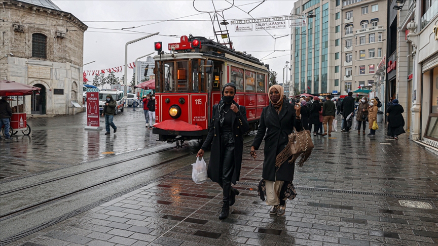 Türkiye 11 ayda yaklaşık 14,5 milyon ziyaretçi ağırladı