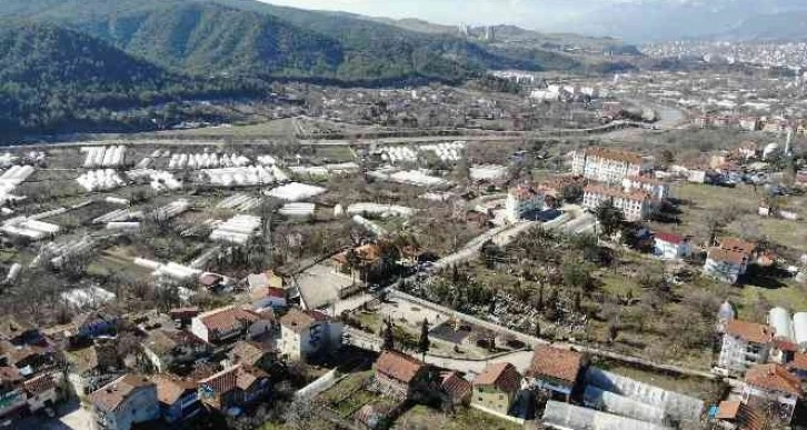 Türkiye’nin en kalabalık ikinci köyü ünlü marka ile dünyayı giydiriyor