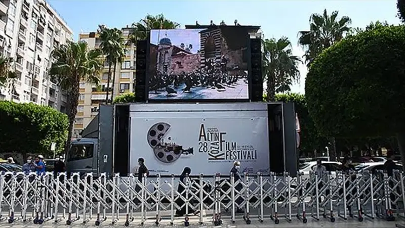 Uluslararası Adana Altın Koza Film Festivali başladı