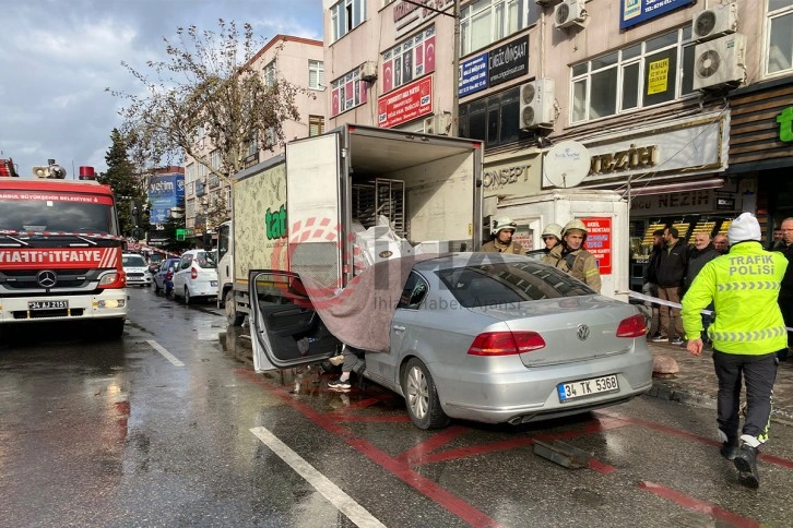 Ümraniye’de kalp krizi geçiren sürücü kaza yaptı, ağır yaralandı