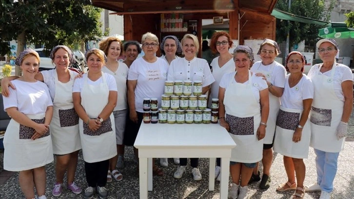 Urla'daki kadın kooperatifi ilk ihracatını yaptı