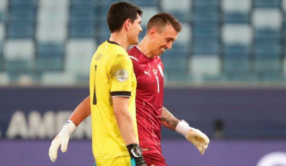 Uruguay ve Paraguay çeyrek finalde