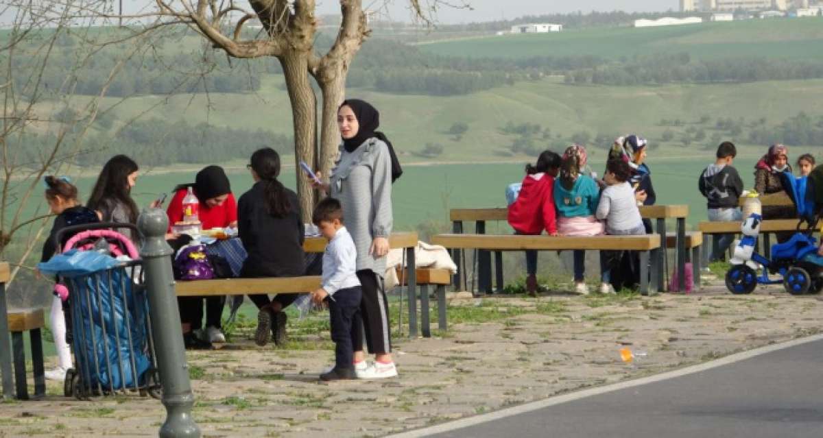 Vakaların arttığı Diyarbakır'da kurallar hiçe sayıldı