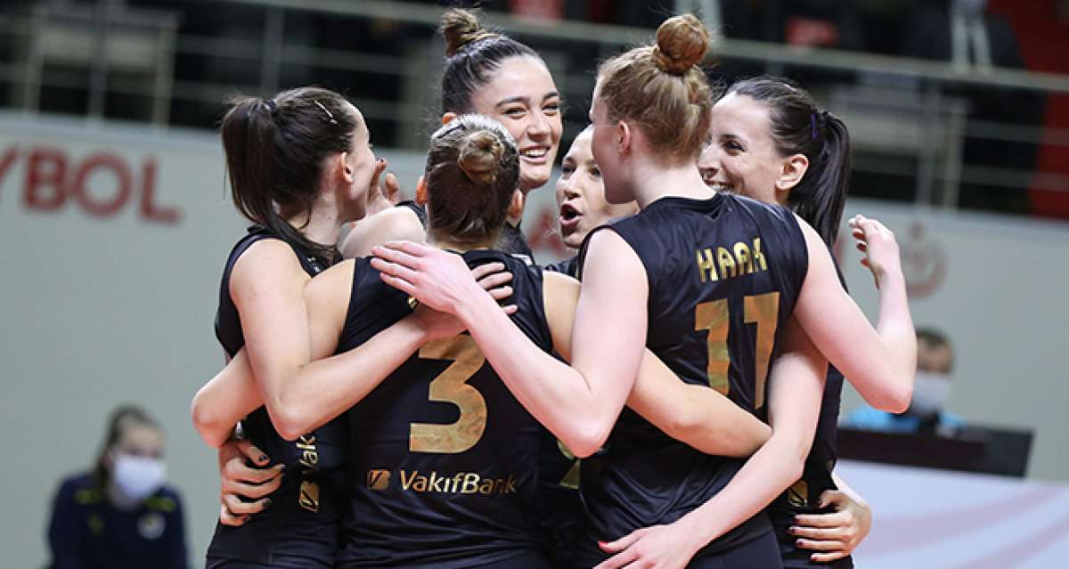 VakıfBank derbiyi kazandı, liderliği garantiledi