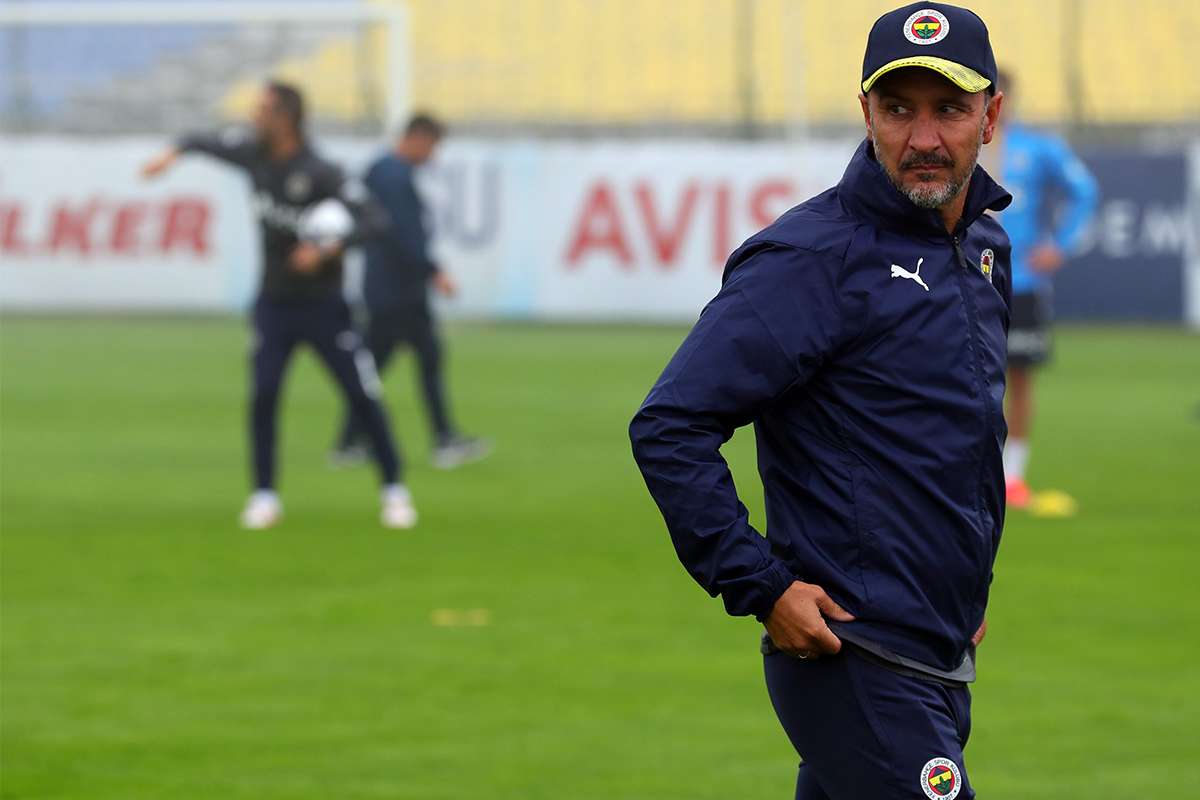 Vitor Pereira: 'Futbol kariyerinizin kıymetini bilin'