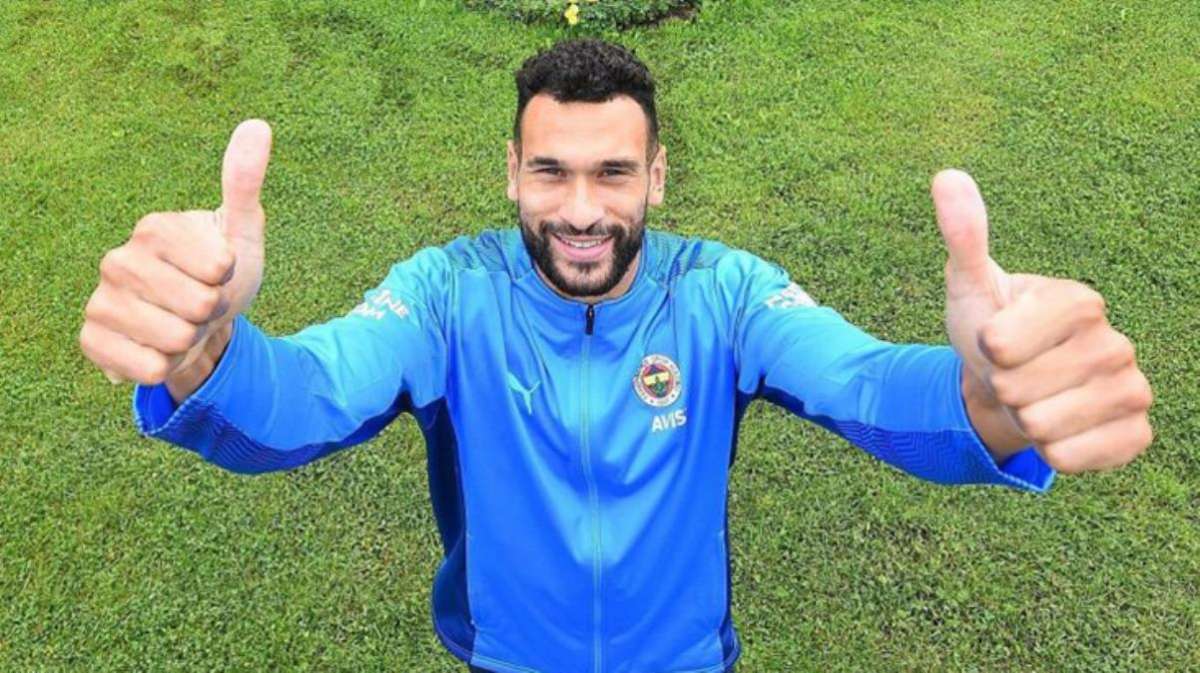 Vitor Pereira yeni transfer Steven Caulker'ın üzerini çizdi! Takımdan ayrılması gündemde