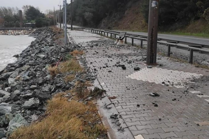 Yalova’da Lodos kabusu yeniden etkili olmaya başladı