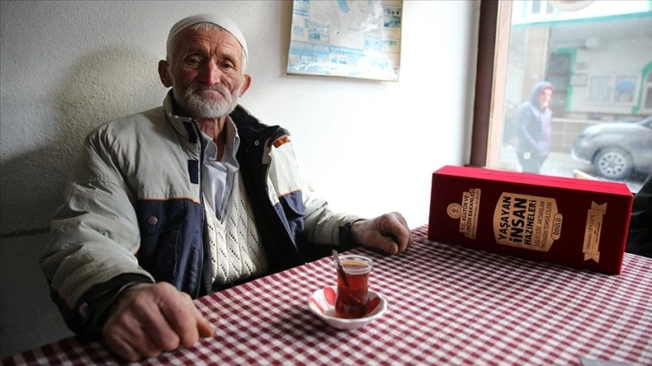 'Yaşayan İnsan Hazinesi' ödüllü Mustafa Civelek, 'ıslık dili'nin kaybolmayacağın