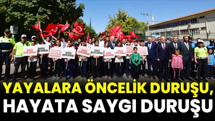 Yayalara Öncelik Duruşu, Hayata Saygı Duruşu