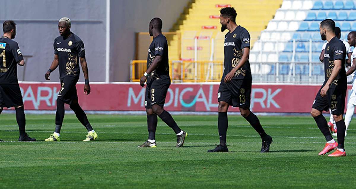 Yeni Malatyaspor'daki kötü gidişat camiayı endişelendiriyor