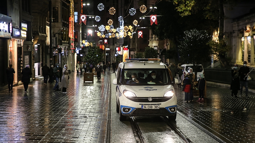 Yılbaşında bazı cadde ve meydanlar yabancı turistlere de kapalı olacak