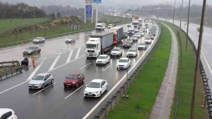 Yollarda bayram havası: Trafik yoğunluğu var mı?