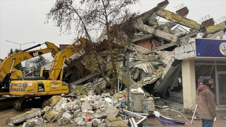 Zonguldak'ta gönüllü maden işçileri deprem bölgesine destek için hazır bekliyor