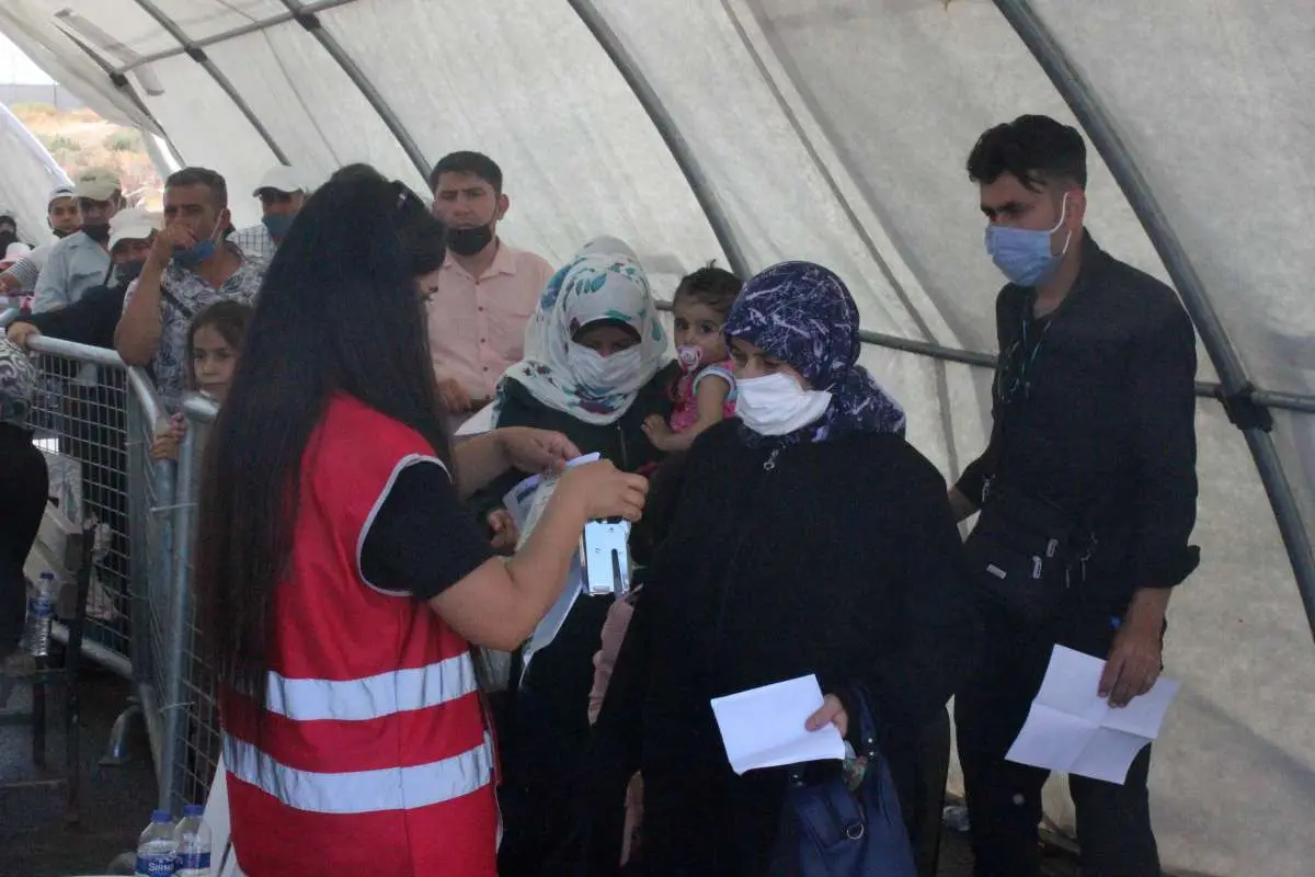 21 bin 500 Suriyeli bayram için ülkesine gitti