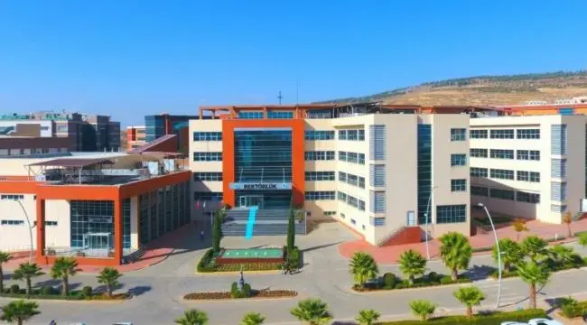 7 Aralık Üniversitesi'den amirallerin bildirisine tepki 