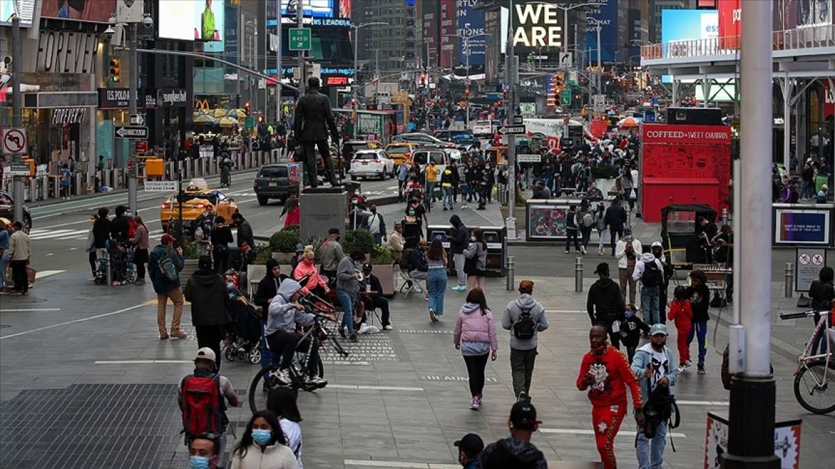 ABD'de son 24 saatte Kovid-19 nedeniyle 350 kişi hayatını kaybetti