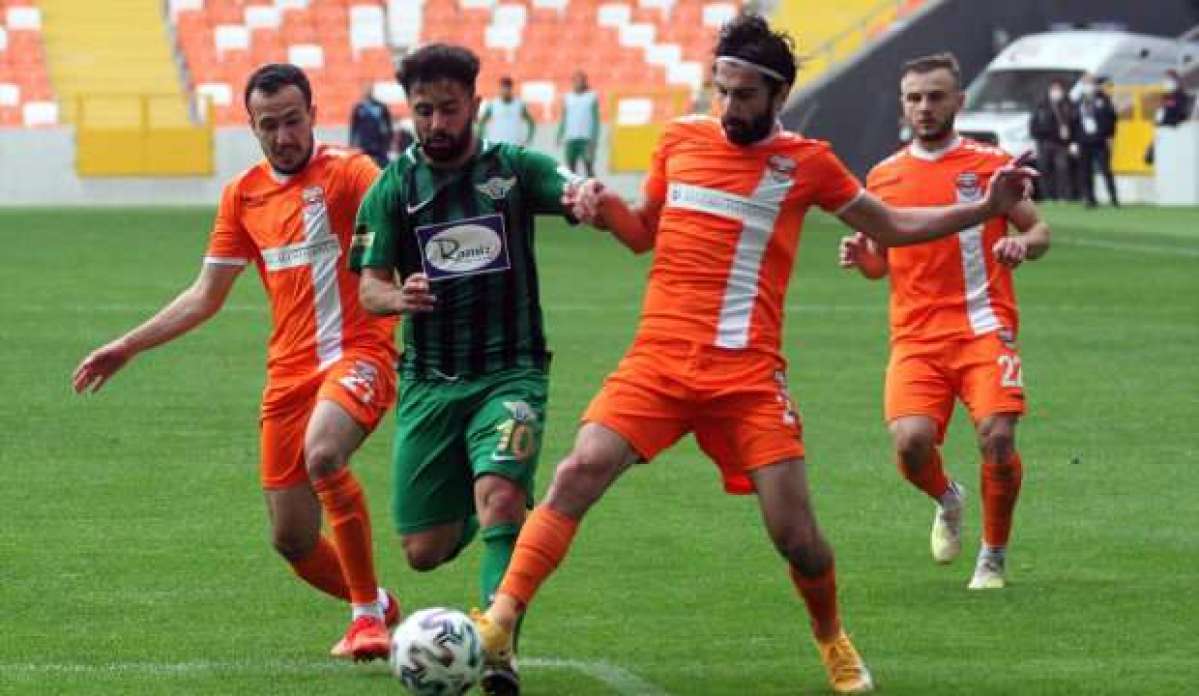 Adanaspor, Akhisarspor'u ateşe attı!