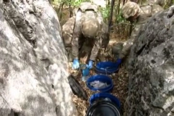 Adıyaman’da terör örgütüne ait patlayıcı ve yaşam malzemesi bulundu