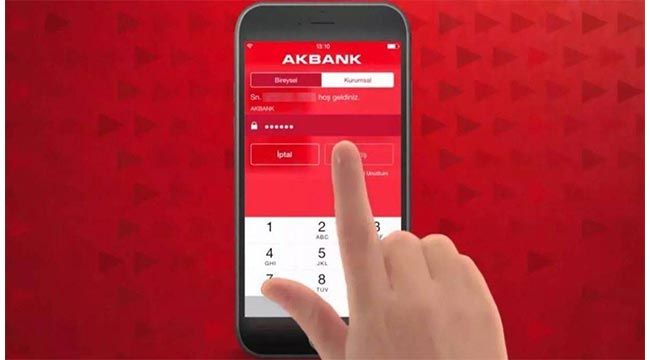 Akbank'tan hizmet kesintilerine ilişkin yeni açıklama