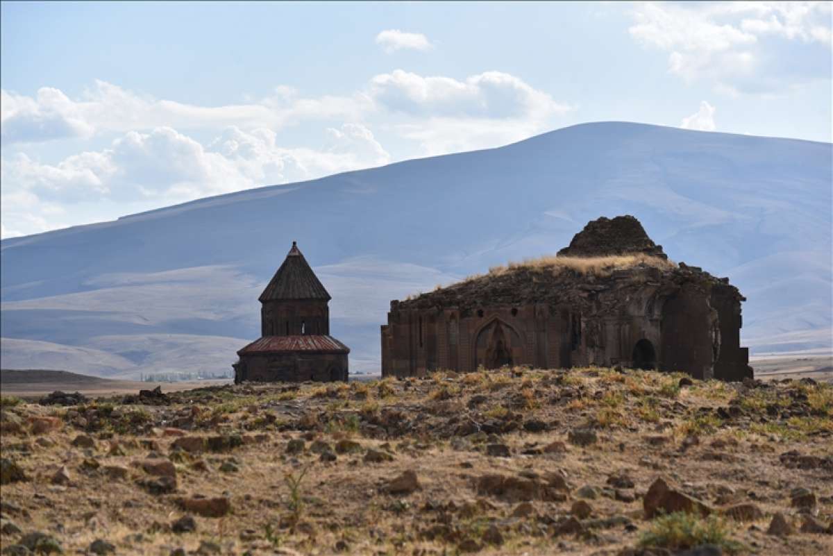 Ani Ören Yeri'nde kazı ve restorasyon çalışması sürüyor