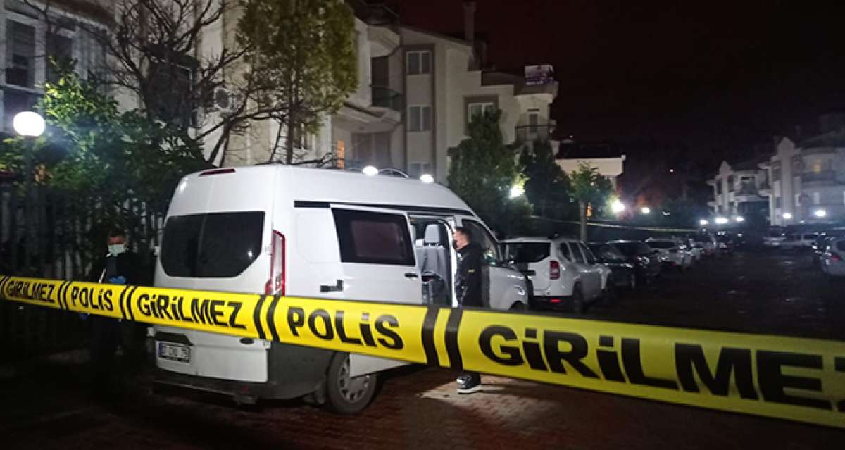 Antalya'da bir evde 4 kişinin cesedi bulundu