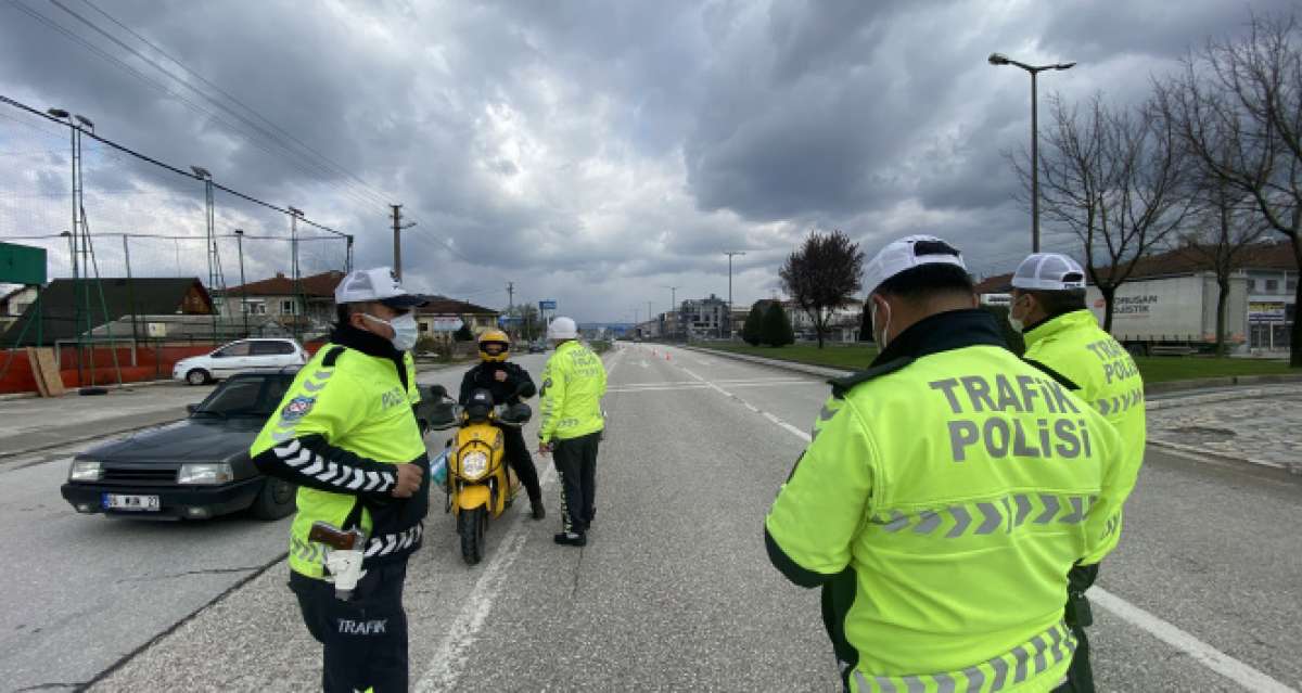 Araçlar denetlendi, sürücüler uyarıldı