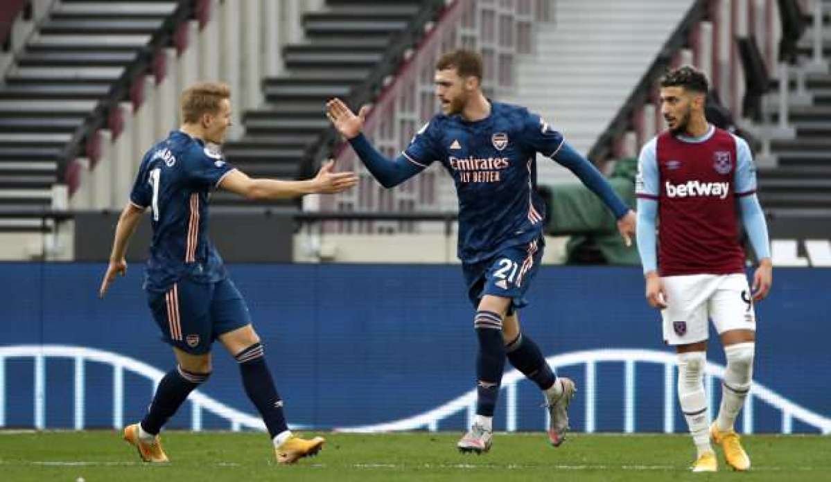 Arsenal, West Ham karşısında 3-0'dan geri döndü!