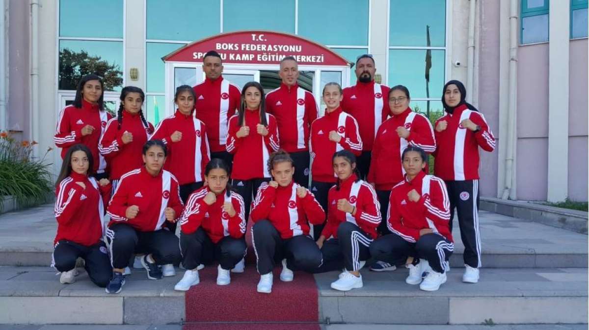 Avrupa Yıldızlar Boks Şampiyonasında 6 yarı final