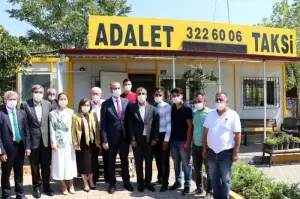 Bakan Gül, taksicilerin sorunlarını dinledi