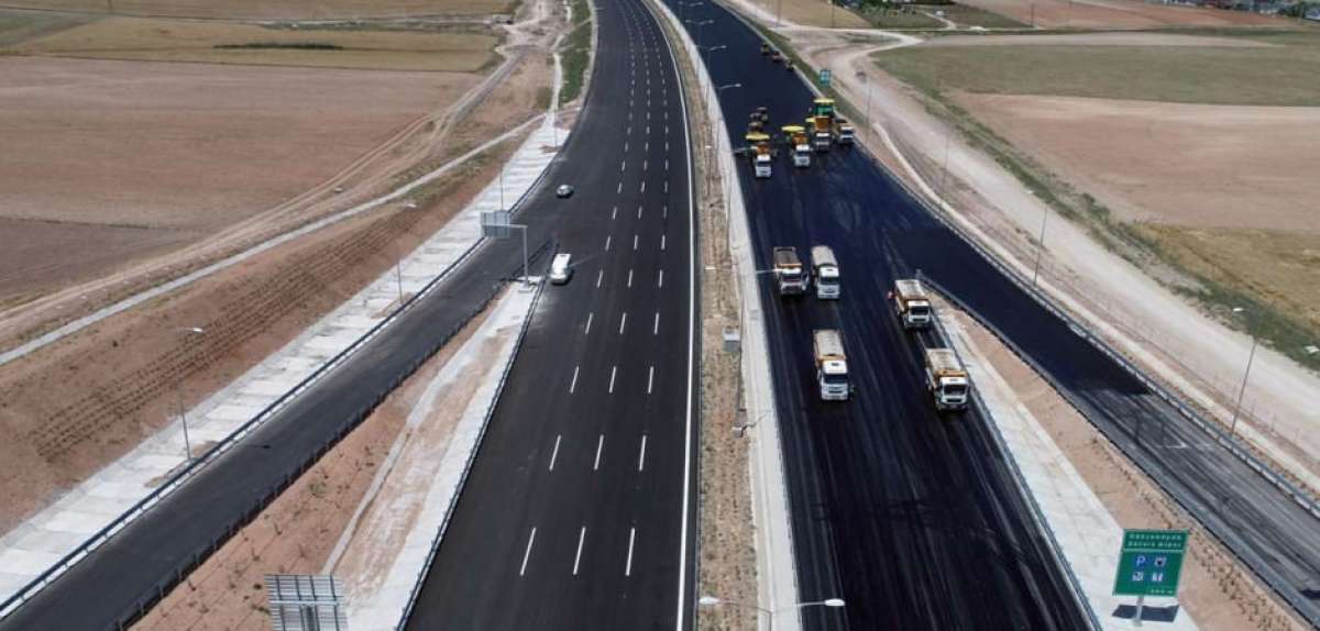 Bakan Karaismailoğlu müjdeyi verdi! Geçiş ücretlerine indirim geliyor