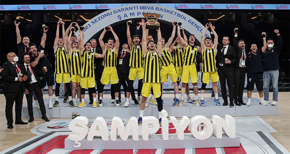 Basketbol Gençler Ligi'nde şampiyon Fenerbahçe