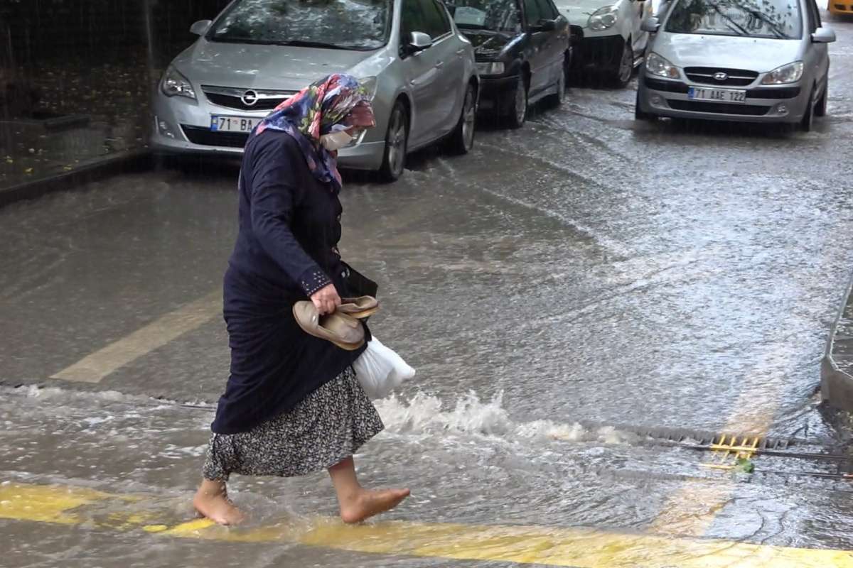 Bugün hava nasıl olacak? 25 Temmuz yurtta hava durumu