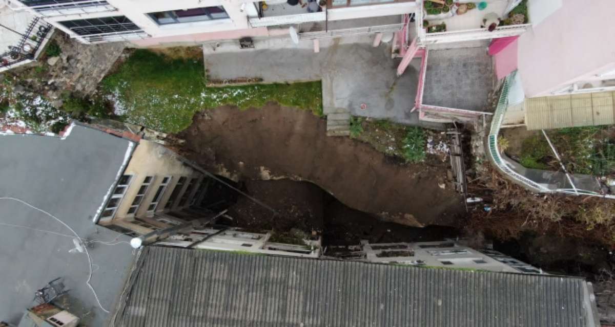 Bursa'da toprak kayması