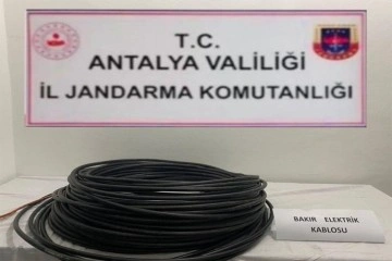 Çalıştığı iş yerinden 500 metre elektrik kablosu çaldı