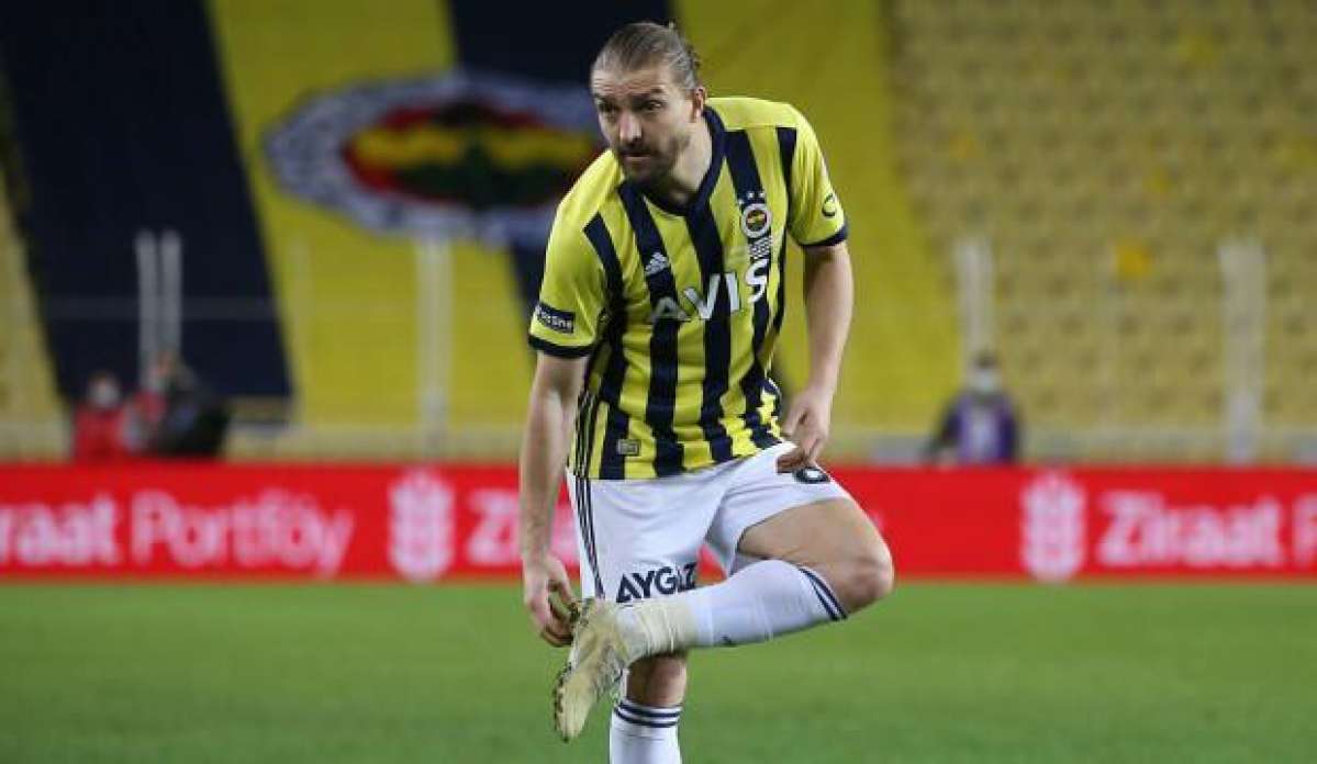 Caner Erkin'den sosyal medyada olay beğeni!