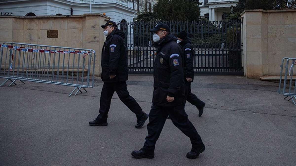 Çekya'da 5 kişi Doğu Ukrayna'da 'terör faaliyetlerinde' bulundukları iddiasıyla gözaltına