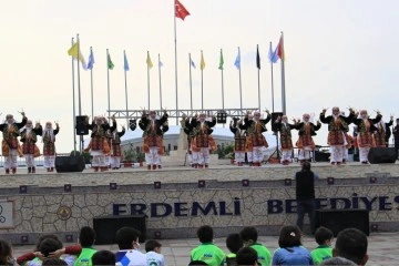 Çocuklar, kendilerine özel festivalle doyasıya eğlendi