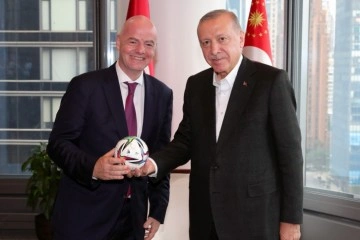 Cumhurbaşkanı Erdoğan, FIFA Başkanı Infantino’yu kabul etti