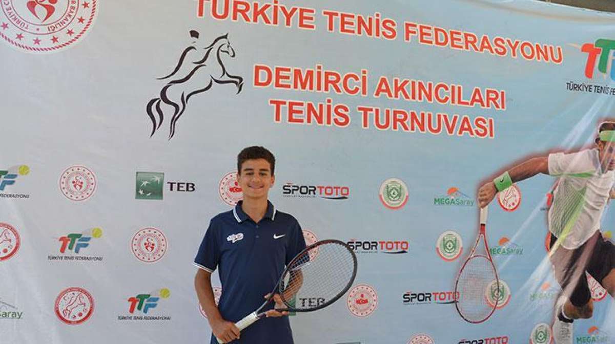 Demirci Akıncıları Tenis Turnuvası sona erdi