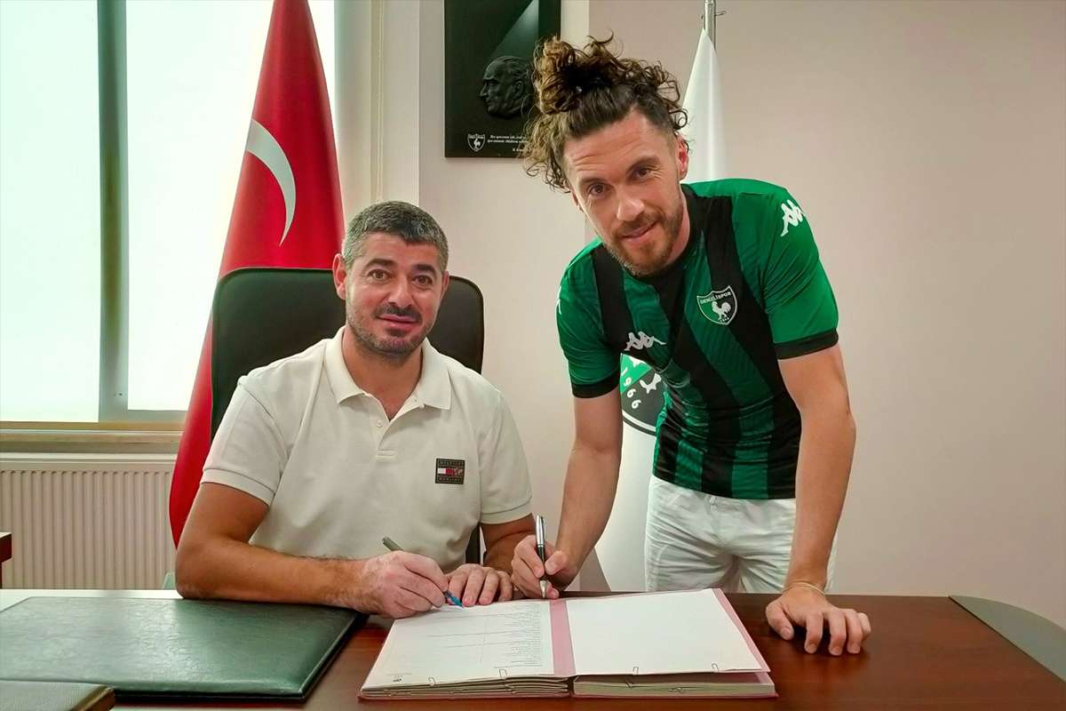 Denizlispor günün son transfer bombasını patlattı