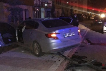 Elazığ’da 2 ayrı trafik kazası: 8 yaralı