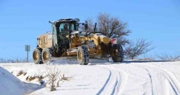 Elazığ'da kar nedeniyle 531 köy yolu ulaşıma kapalı